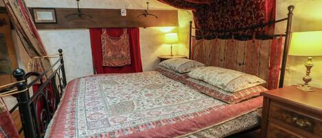 3 bedrooms, free WiFi, individually decorated, individually furnished