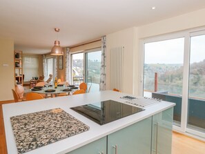 Cottage | Interior - High Banks (Dartmouth)