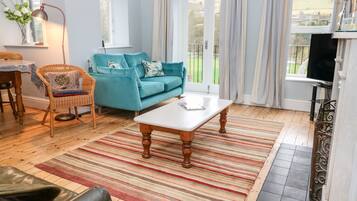 Cottage | Living room