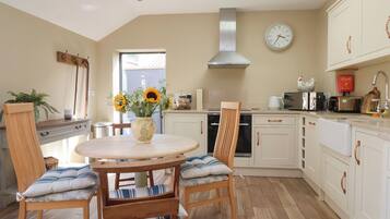 Cottage | Tempat makan