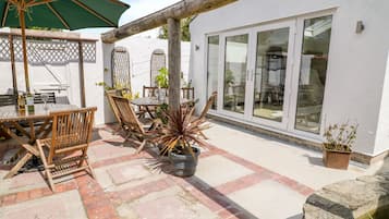 Cottage | Balcony