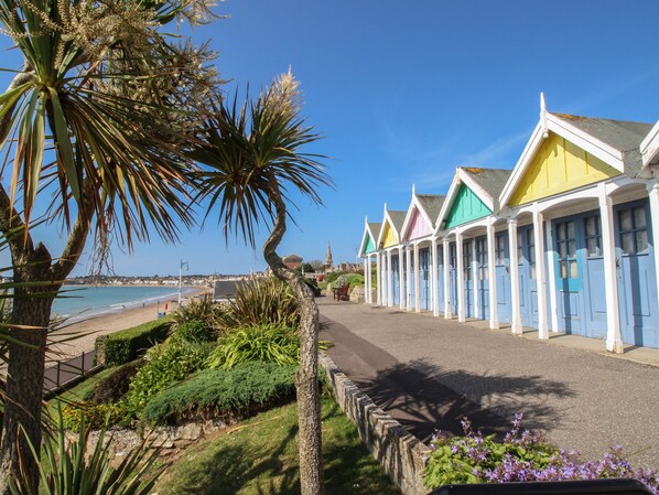 Cottage | Property grounds - Wessex View (Weymouth)