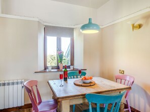 Dining - Tyn Morfa (Pwllheli)