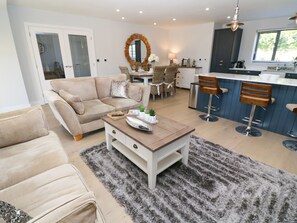 Interior - Driftwood Haven (St Ives)