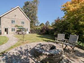 Property grounds - Carriage House (Presteigne)
