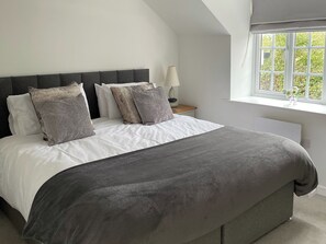 Cottage | 2 bedrooms, individually decorated, individually furnished, free WiFi - Willowbrook Cottage (Dorchester)
