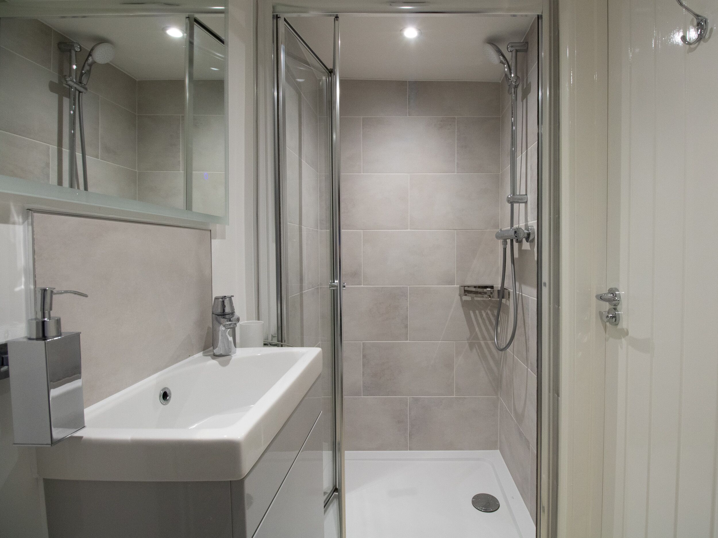 Cottage | Bathroom | Hair dryer