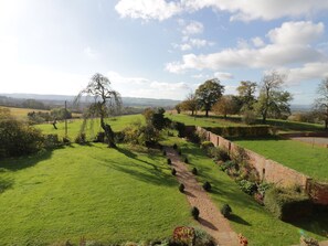 Interior - Hilltop House (Tenbury Wells)