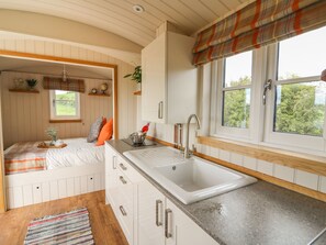 Private kitchen - Marches Way (Rhayader)