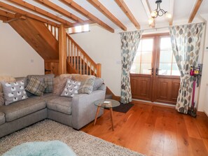 Cottage | Living room - Ash Farm Cottage (Holywell)