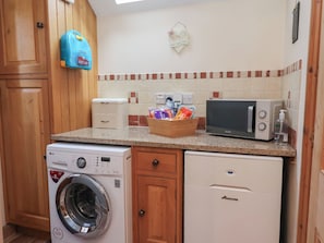 Cottage | Interior - Ash Farm Cottage (Holywell)