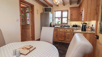 Cottage | Interior