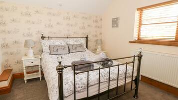 Casa de campo | 1 habitación, decoración personalizada y muebles diferentes