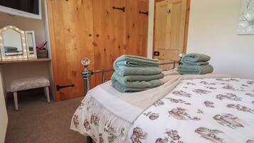 Cottage | Interior