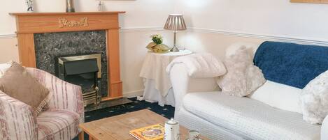 Cottage | Interior