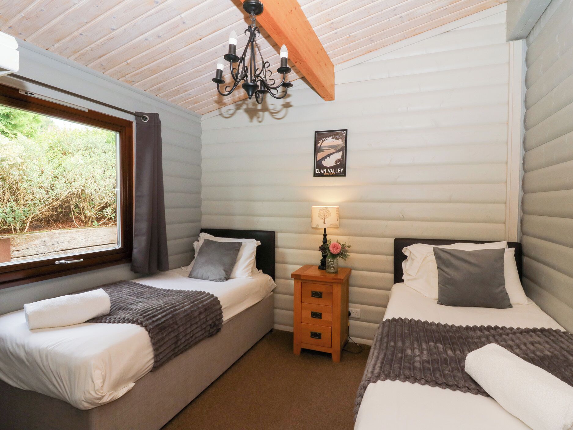 3 slaapkamers, individueel gedecoreerd, individueel gemeubileerd