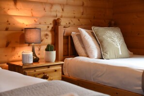 Cottage | 3 phòng ngủ, trang trí khác biệt 