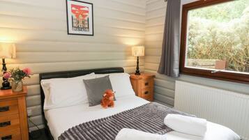 3 bedrooms, individually decorated, individually furnished, free WiFi