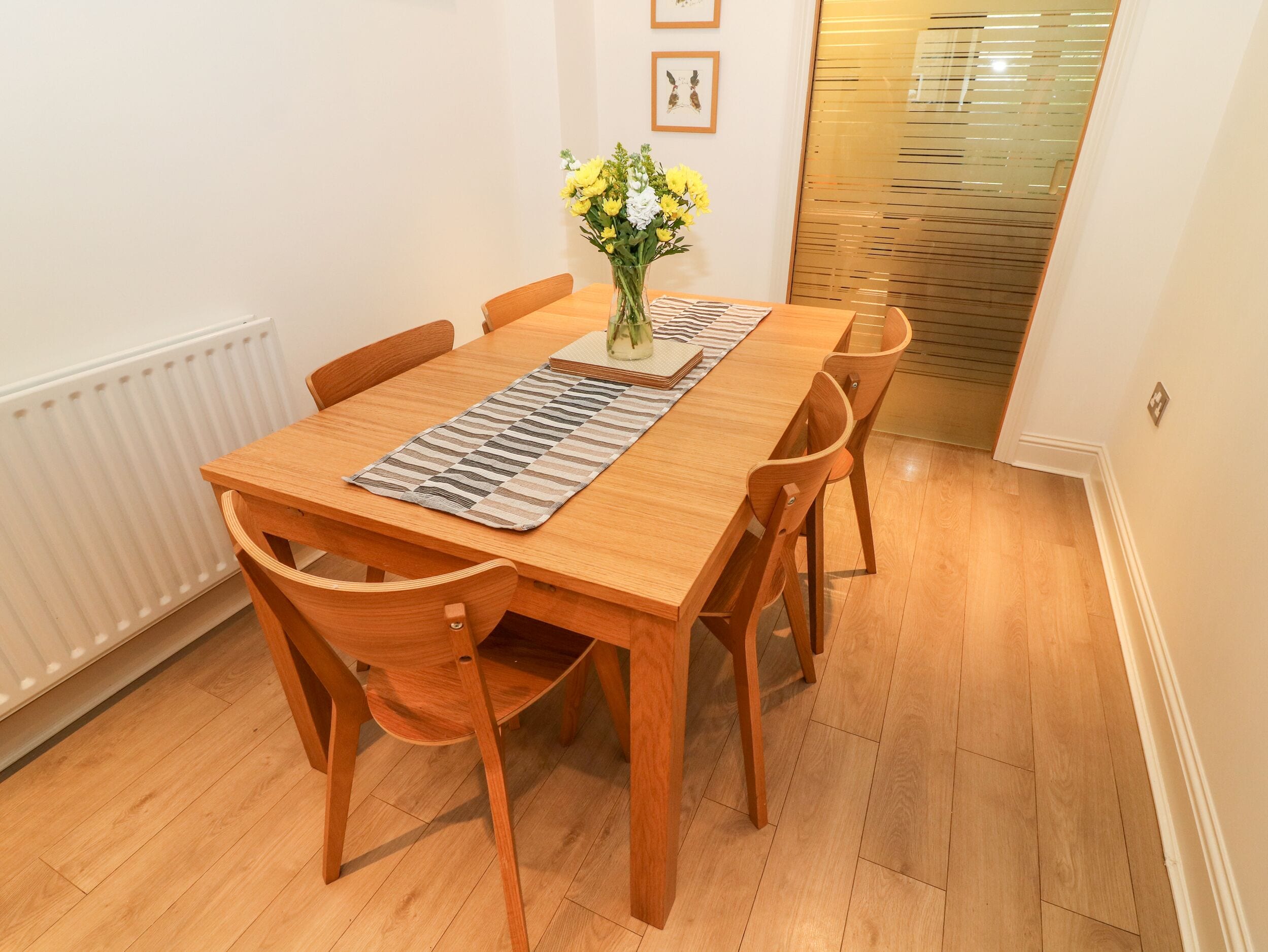 Cottage | Dapur pribadi | Lemari es, mesin pencuci piring, ketel listrik, dan pemanggang roti