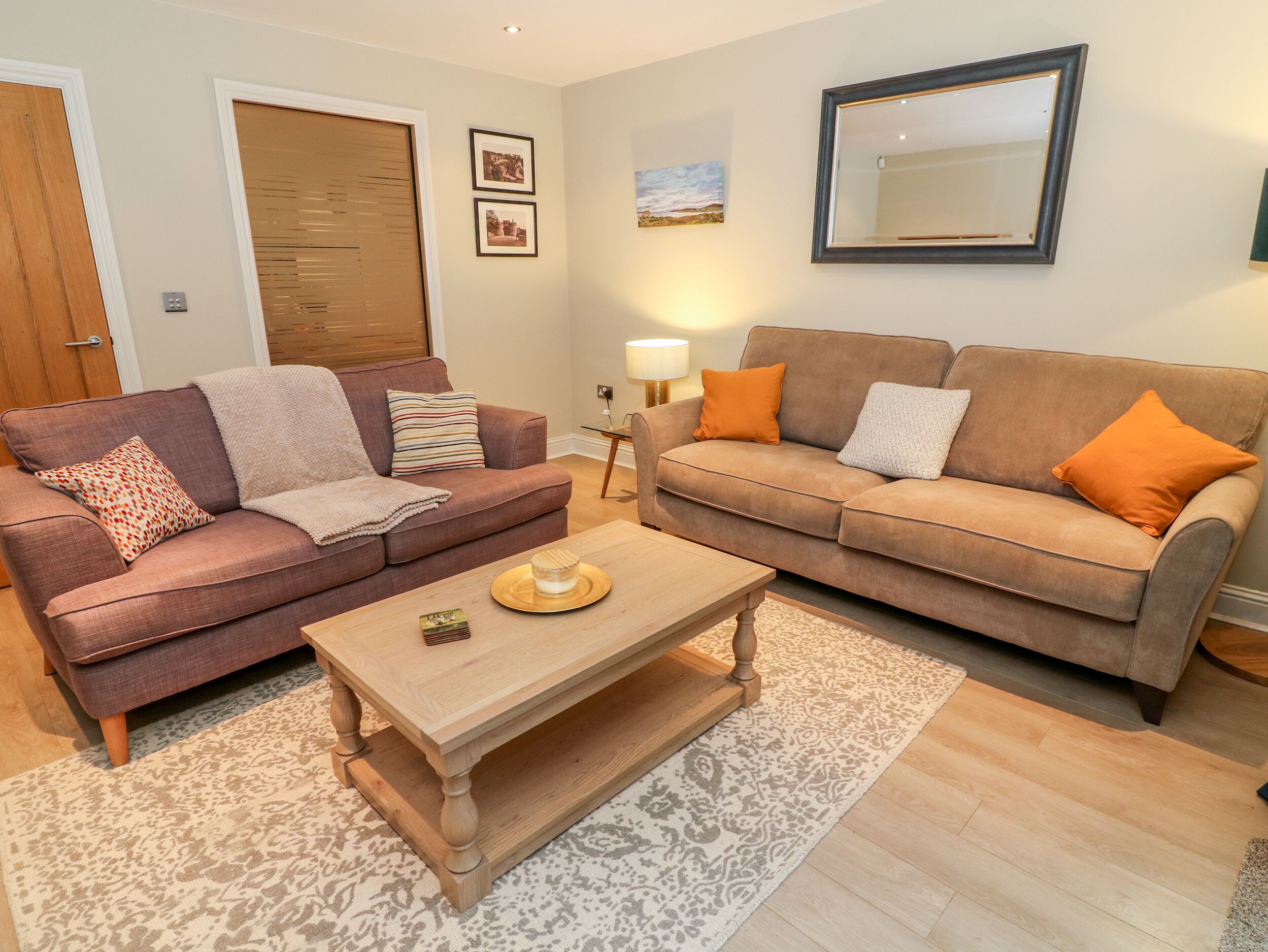 Cottage | Bahagian dalam