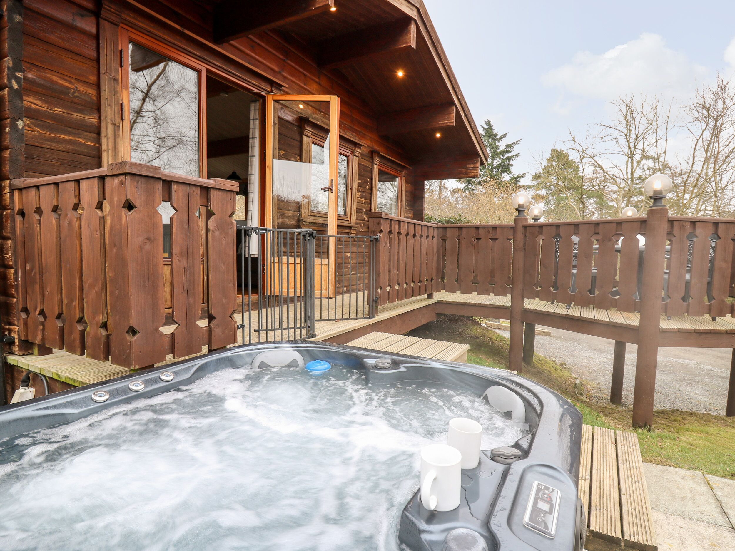 คอทเทจ | ภายใน