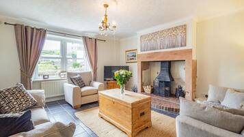 Cottage | Interior