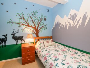 Cottage | 3 bedrooms, individually decorated, individually furnished, free WiFi - Glenfinglas Dam Cottage (Callander)