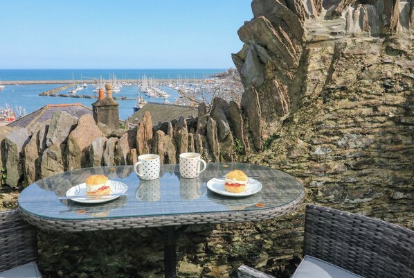 Cottage | Outdoor dining