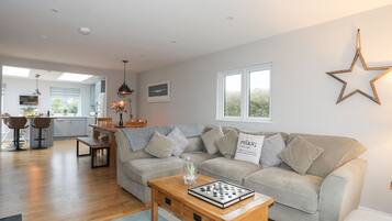 Cottage | Living area