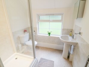 Cottage | Bathroom | Shower - 4 Rose Cottages (Looe)