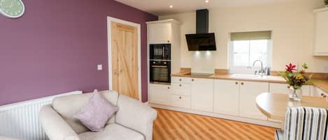 Cottage | Interior