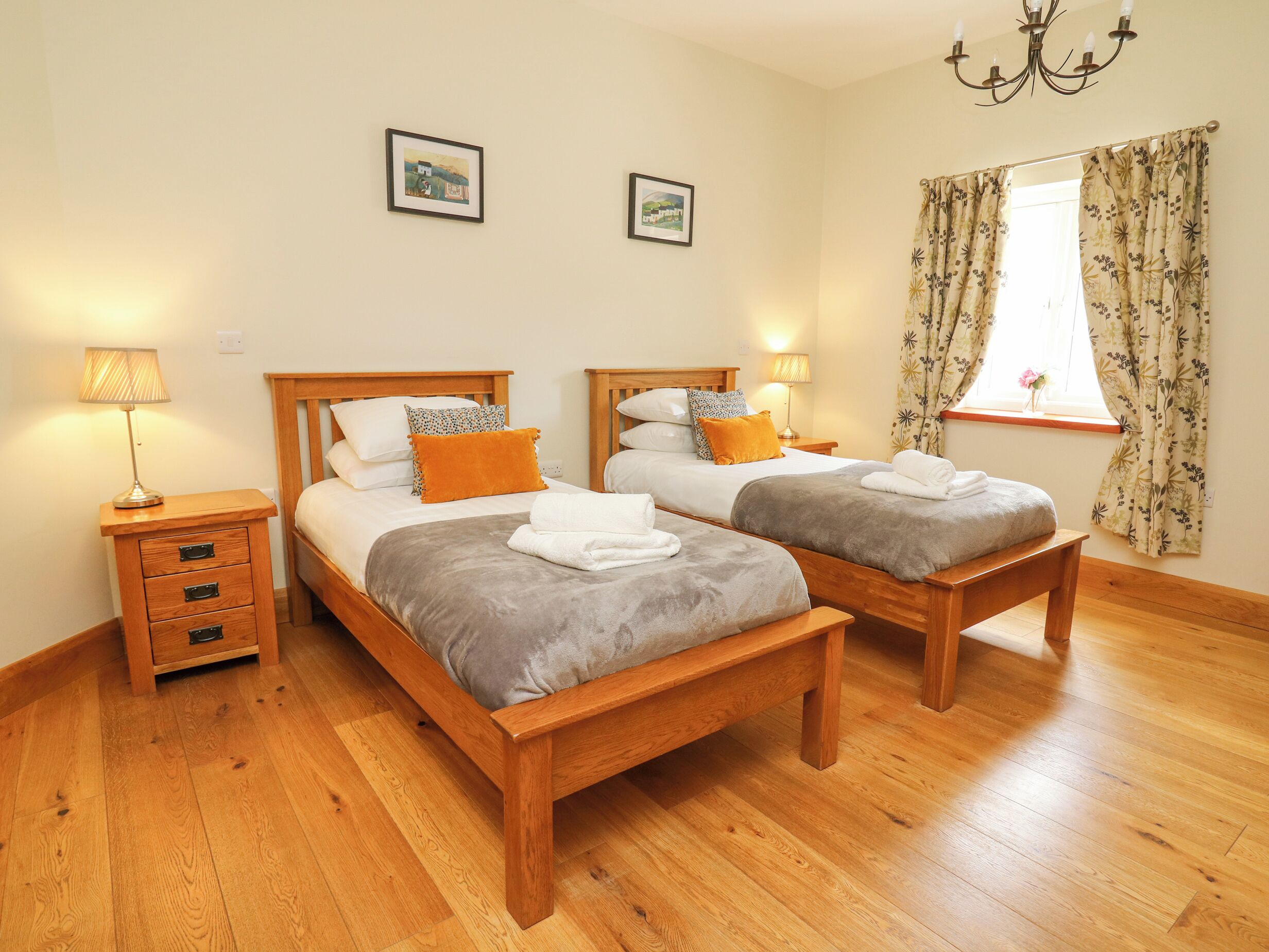 Casa de campo | 3 habitaciones, decoración personalizada y muebles diferentes 