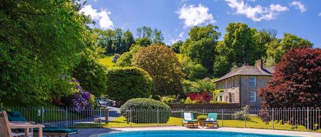 Cottage | Pool | Indoor pool, outdoor pool