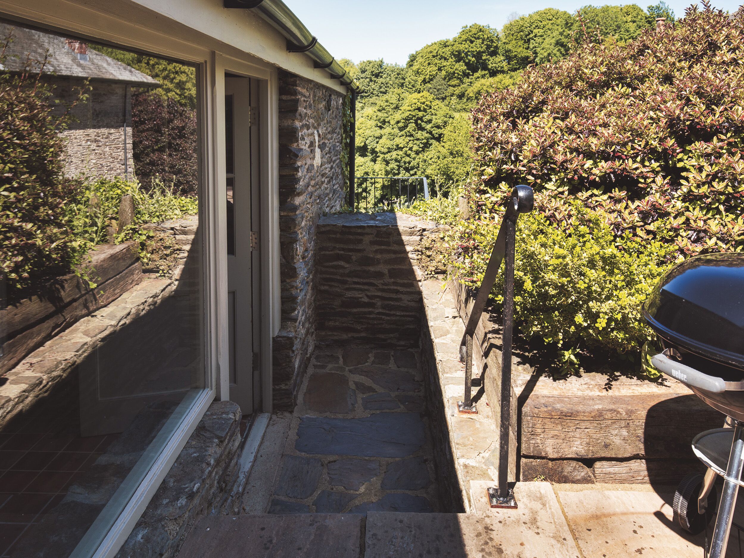 Cottage | Property grounds