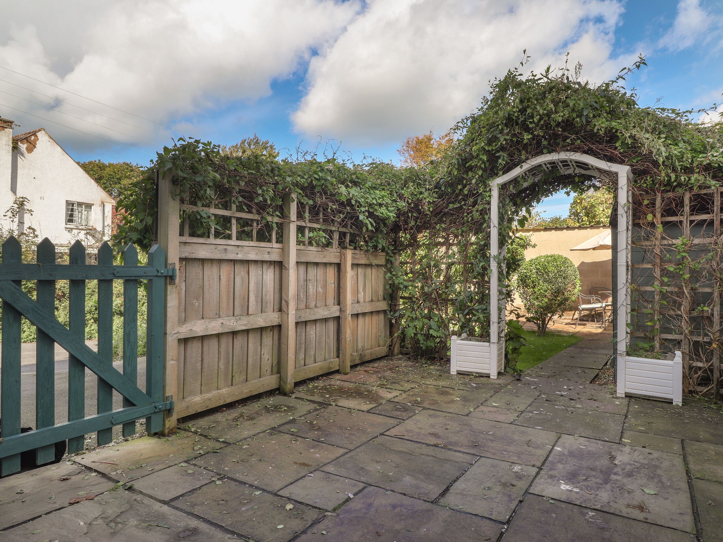 Cottage | Property grounds