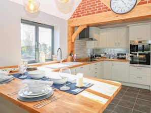 村舍 | 私人厨房 | 冰箱、洗碗机、电热水壶、烤面包机