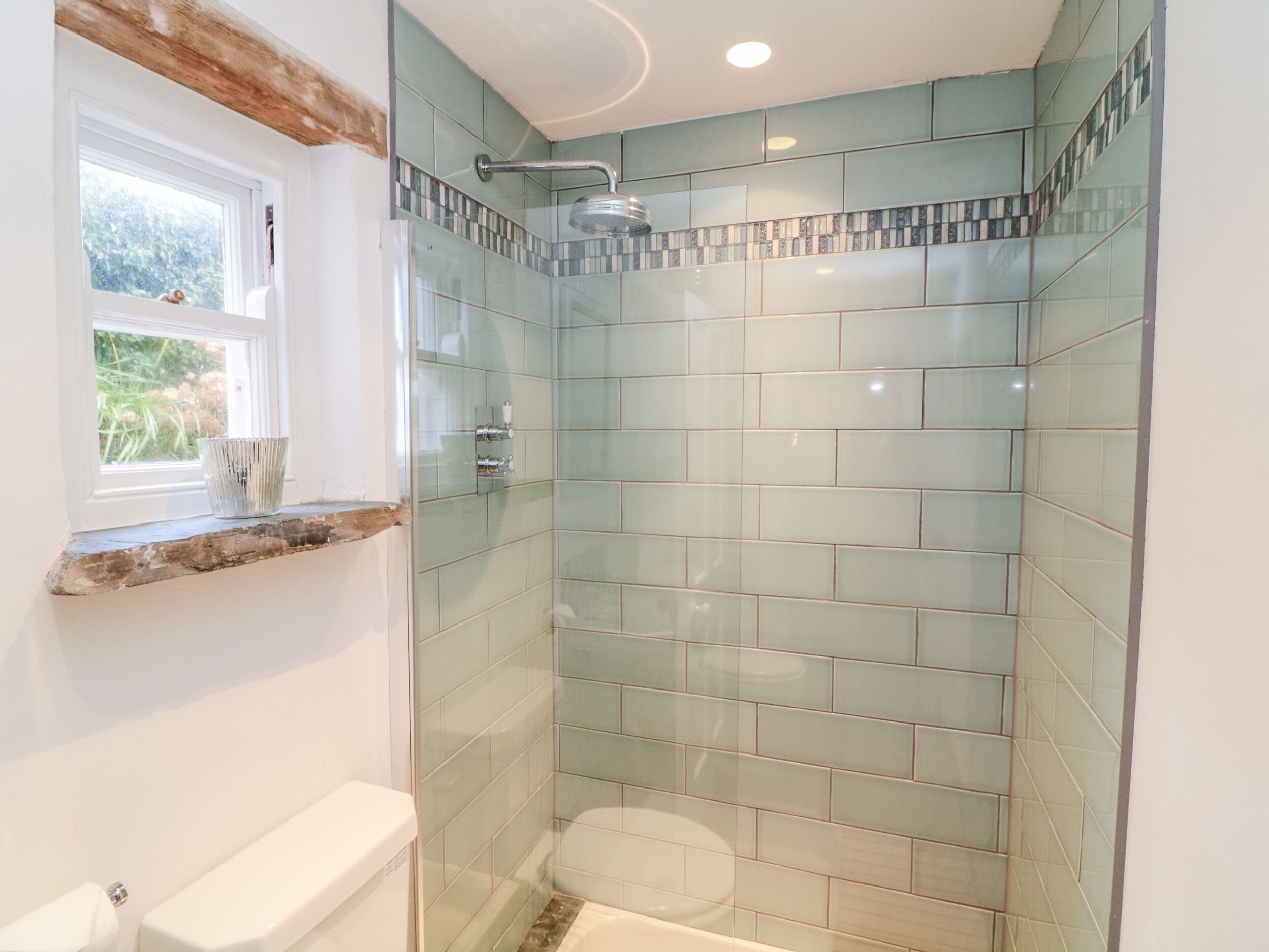 Cottage | Bathroom | Shower