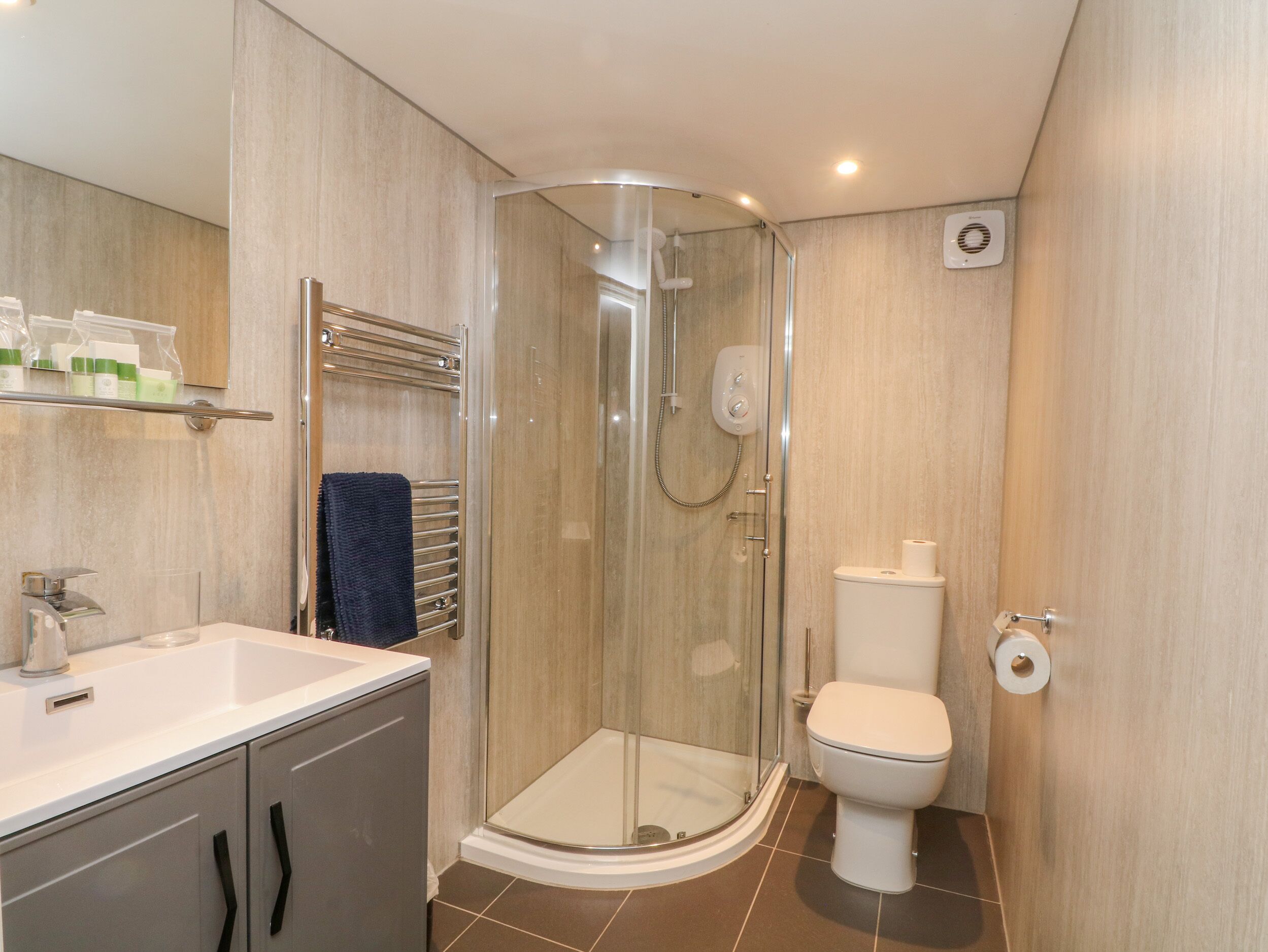 Cottage | Bathroom