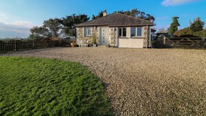 Cottage | Exterior - Valley View (St Austell)