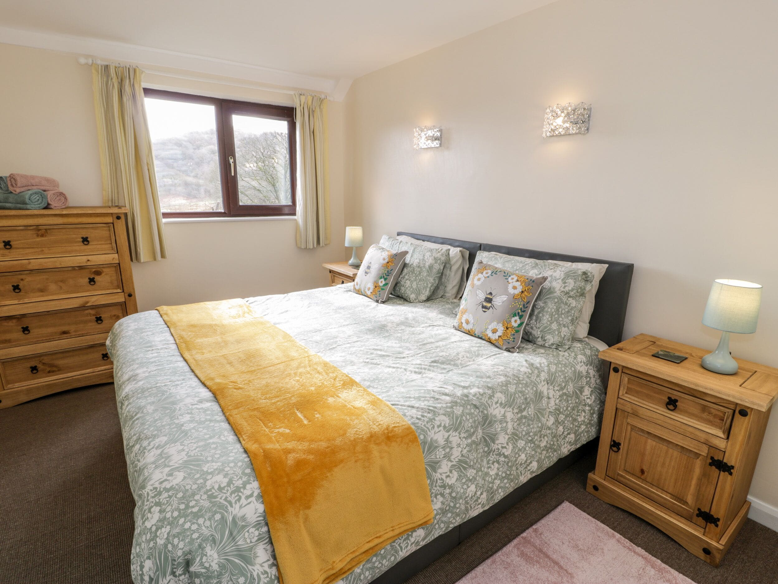 Cottage | 1 bedroom, individually decorated, individually furnished, free WiFi