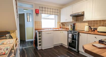 Scarborough Cottage