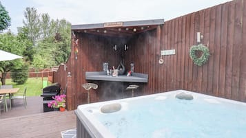 Cottage | Interior