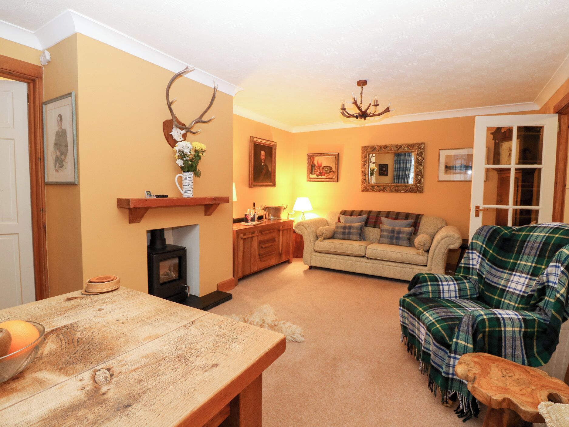 Cottage | Living area