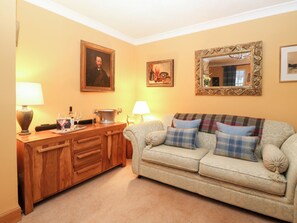 Living area - 1 The Cross (Dunkeld)