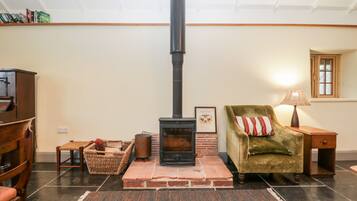 Cottage | Bahagian dalam