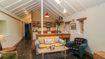 Cottage | Bahagian dalam