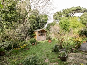 Cottage | Property grounds