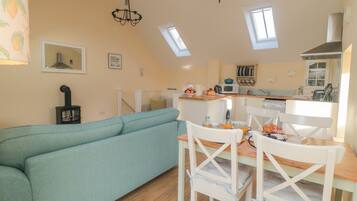 Cottage | Interior