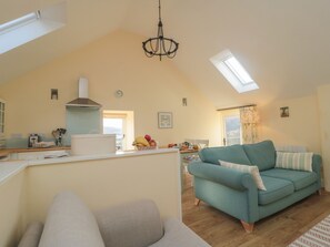 Cottage | Interior - Wood Cottage (Middlesbrough)