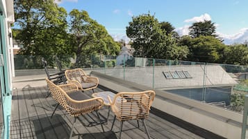 Cottage | Balcony